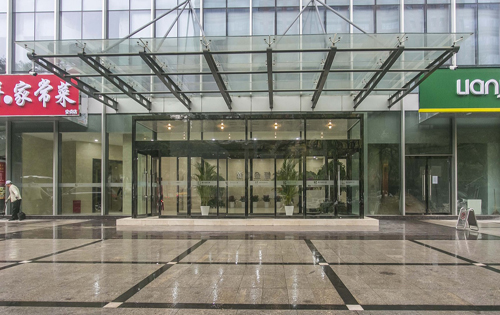 新华金融大厦出租房源实拍图1